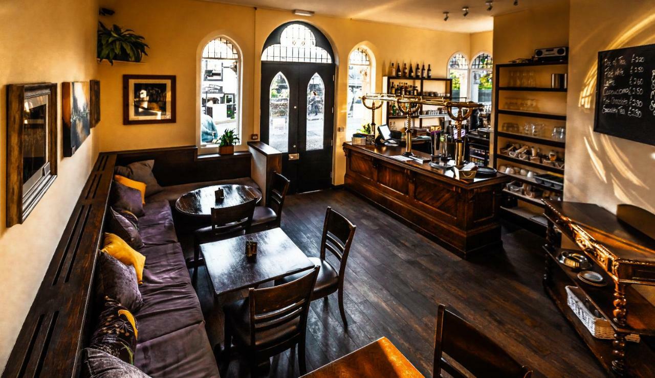 The Royal Hotel Llangollen Exteriér fotografie